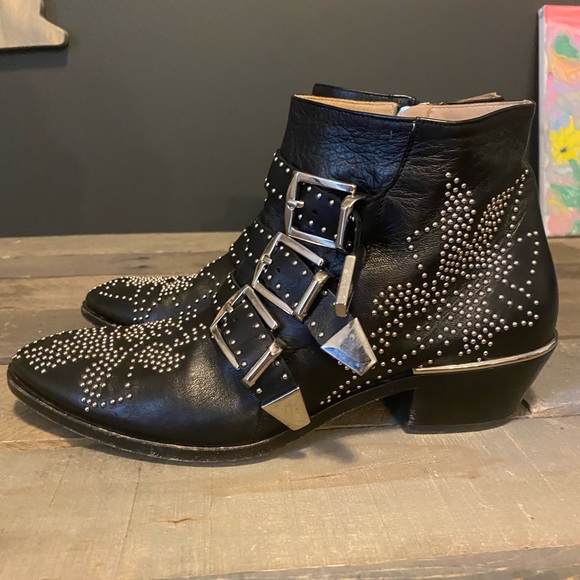 Chloe Suzanna 30MM Black/ Silver studded Bootie. - Picture 2 of 9